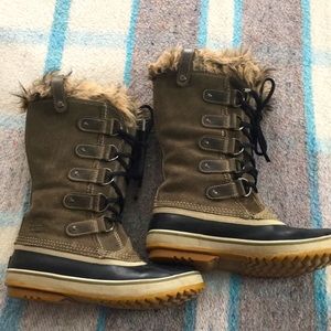 Women’s Sorel Joan of Arctic boots